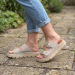AMERSHAM CUSHIONED BUCKLE SANDALS