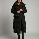 Comfortable long winter puffer jacket for women