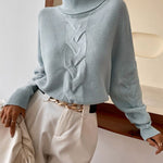 Baumwoll-Zopfpullover mit mittigem Flechtdetail und Rollkragen
