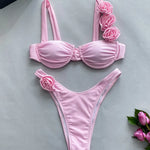 Beautifully Finished Bikini in a Timeless Design