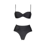 Beautifully Finished Bikini in a Timeless Design