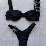 Beautifully Finished Bikini in a Timeless Design