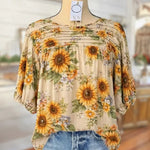PRIMROSE FLORAL APPLIQUÉ BLOUSE